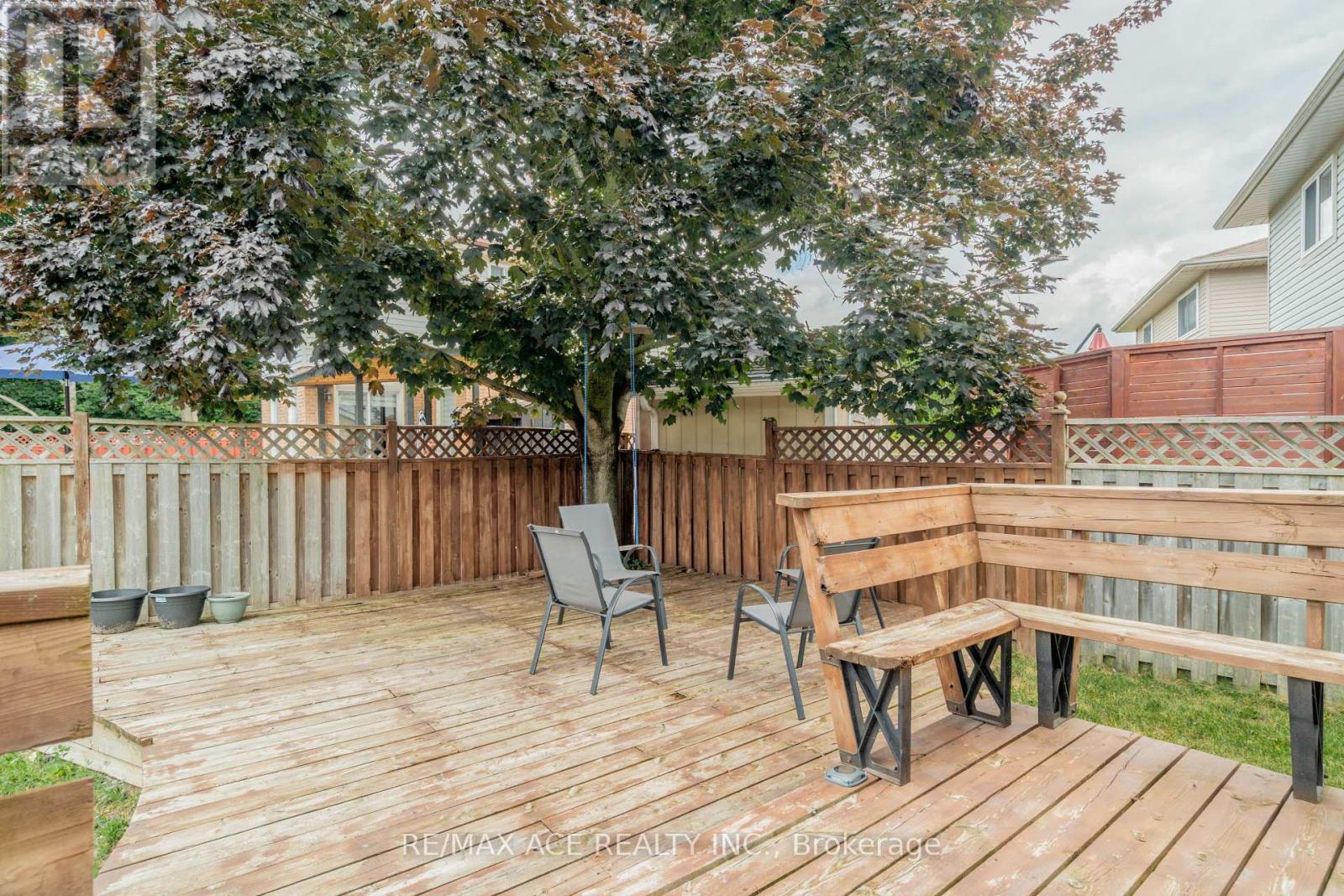 Photo 23 of 50 Soper Creek Drive, Clarington ON