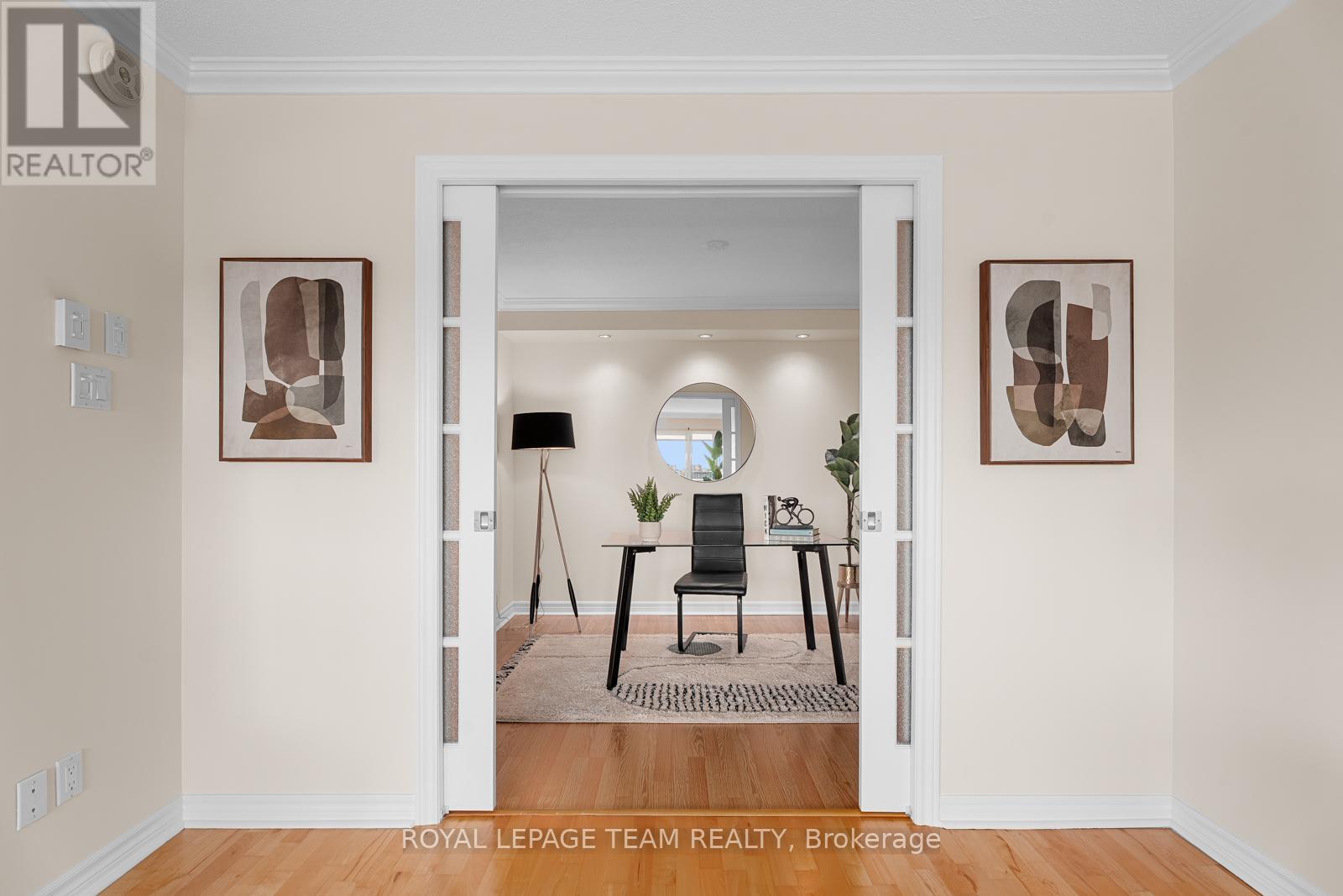 Photo 5 of 1508 40 Landry Street, Ottawa ON