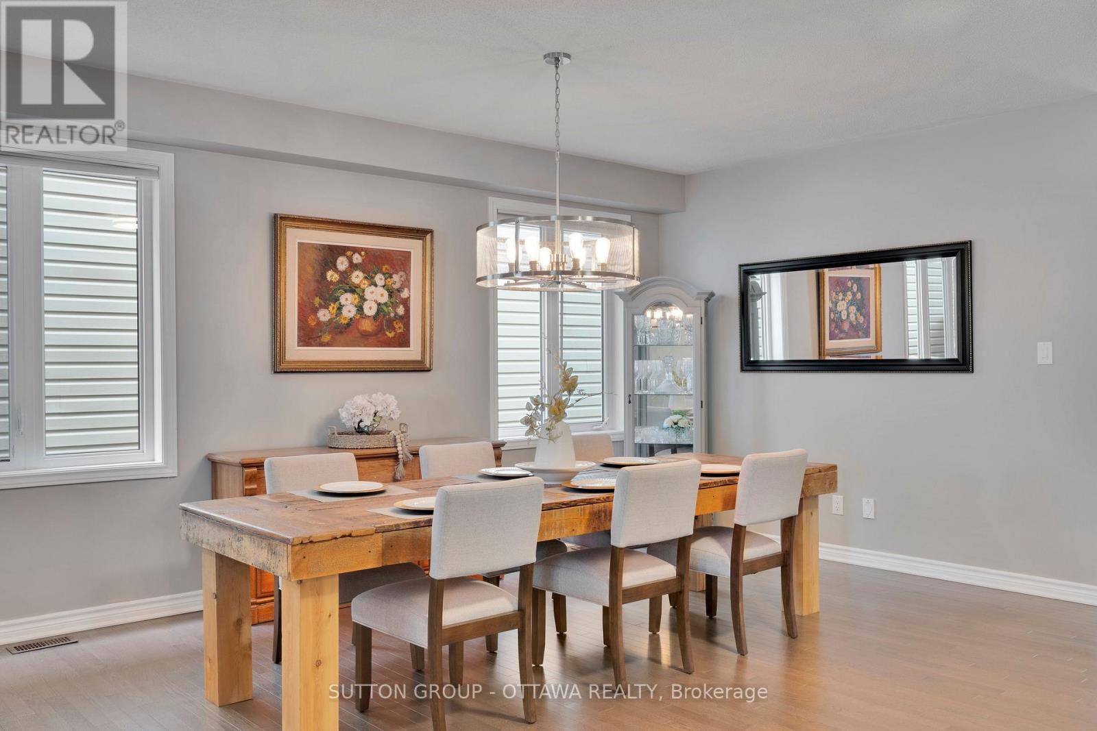 Photo 11 of 156 Asper Trail Circle N, Ottawa ON