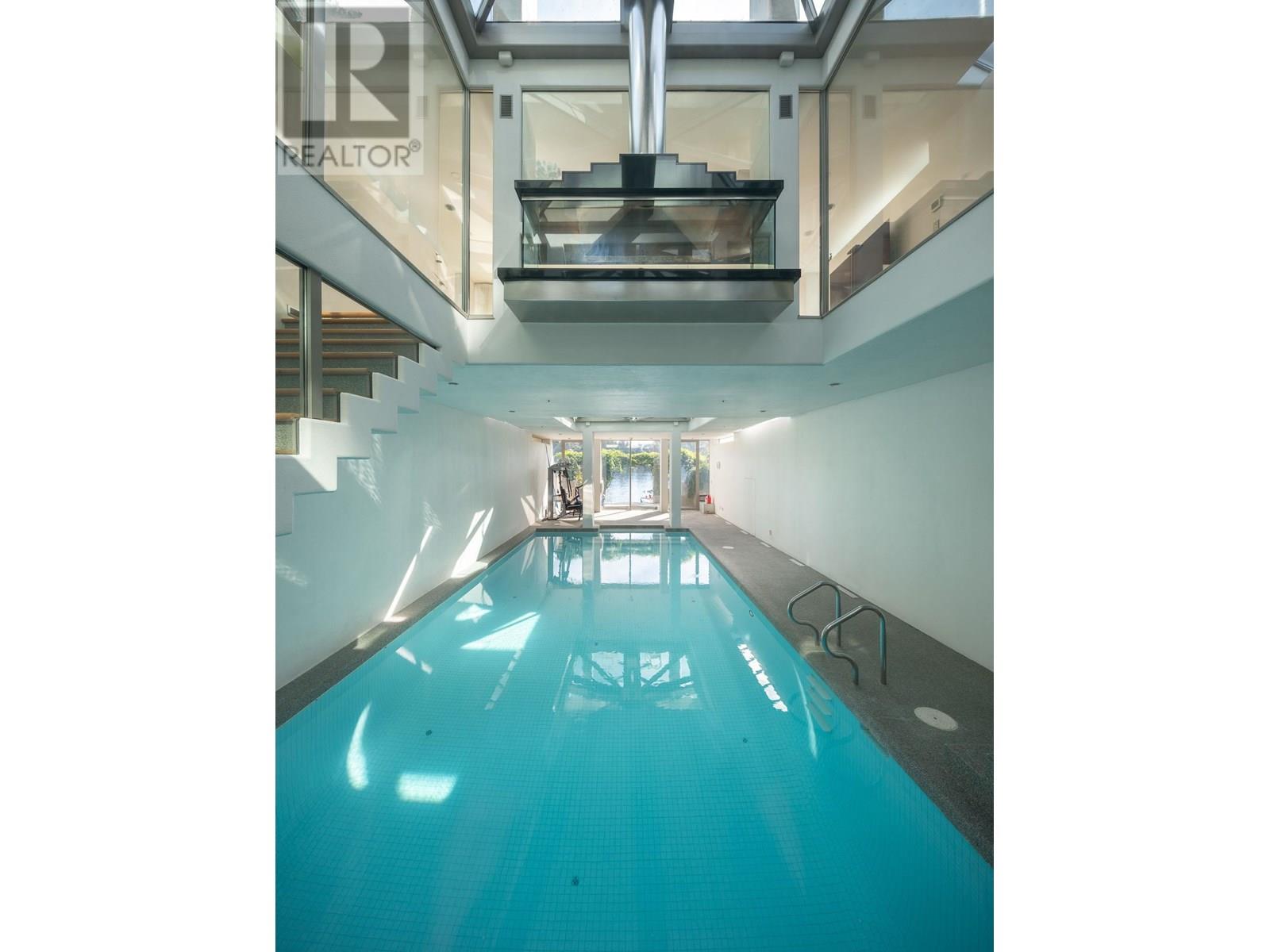 2724 PANORAMA DRIVE, North Vancouver