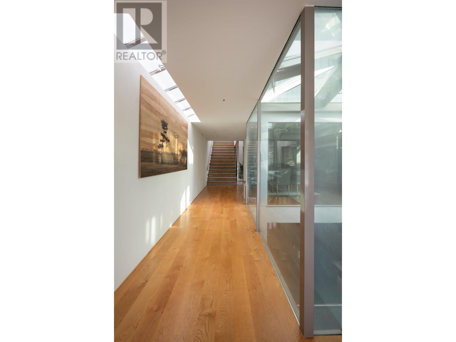 2724 PANORAMA DRIVE, North Vancouver