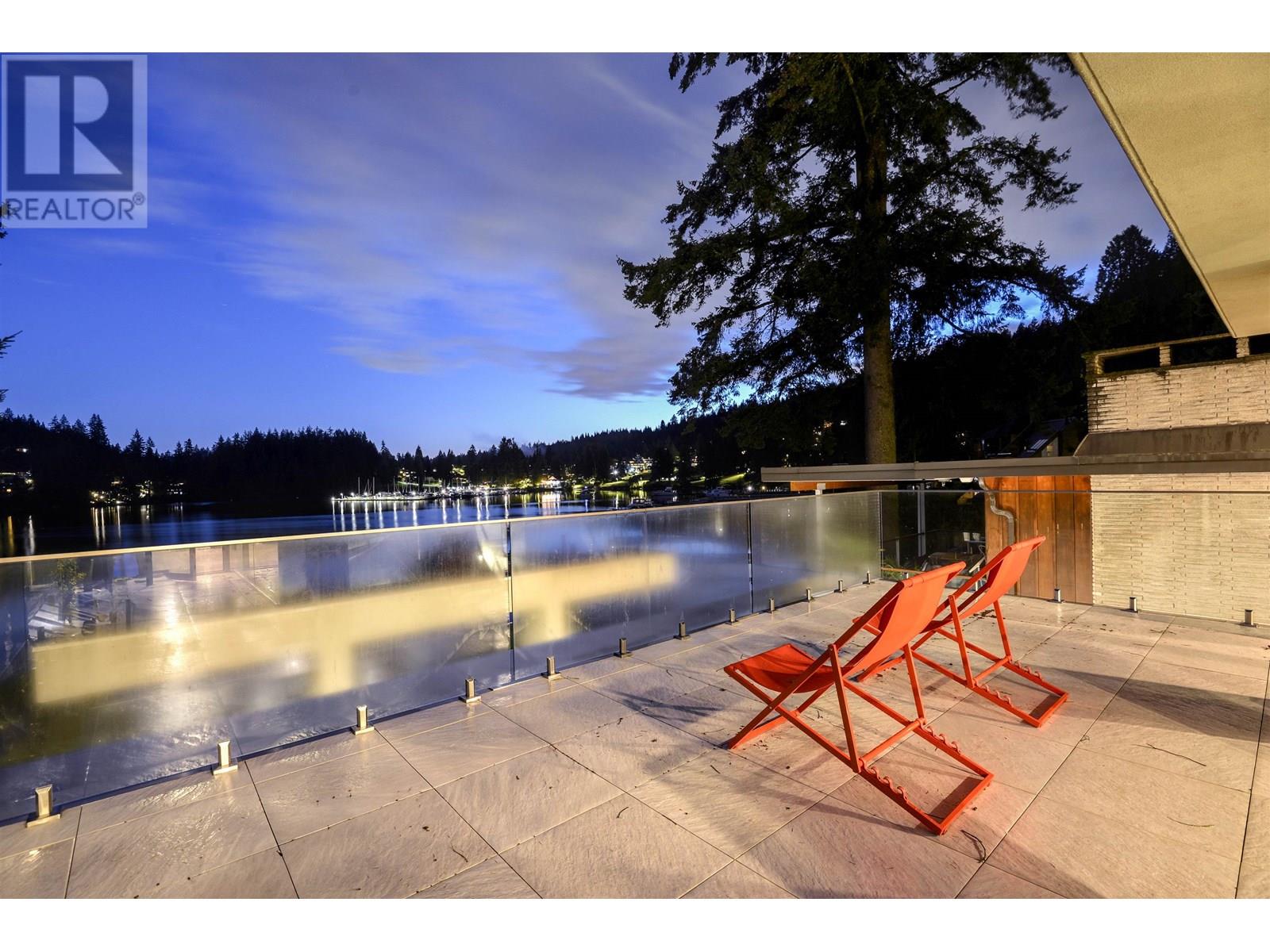 2724 PANORAMA DRIVE, North Vancouver