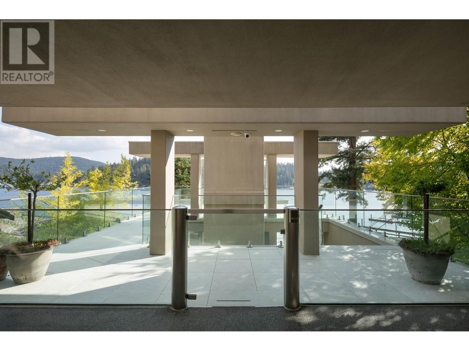 2724 PANORAMA DRIVE, North Vancouver