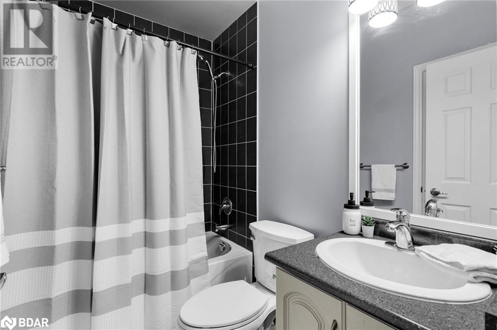 Photo 16 of 105 White Sands Way, Wasaga Beach ON