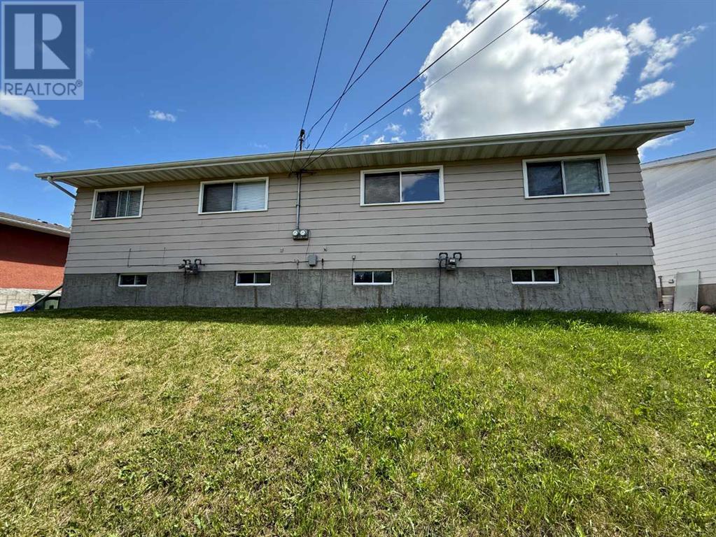 Photo 13 of 4206 4208 44 Street, Ponoka AB