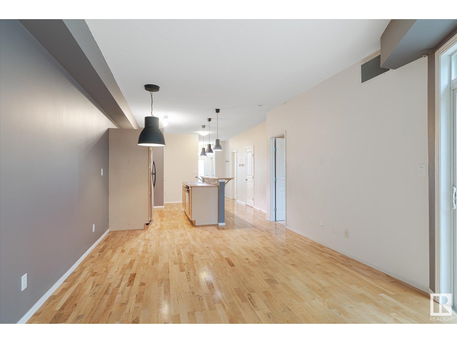 Photo 12 of 511 10503 98 Av Nw, Edmonton AB