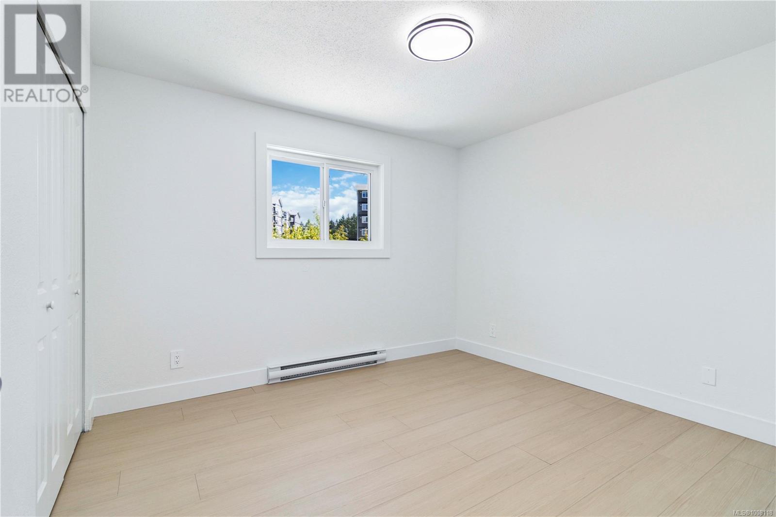 Photo 17 of 964 Loch Glen Pl, Langford BC