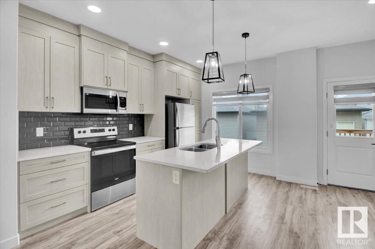 Photo 8 of 9480 Colak Ln Sw, Edmonton AB
