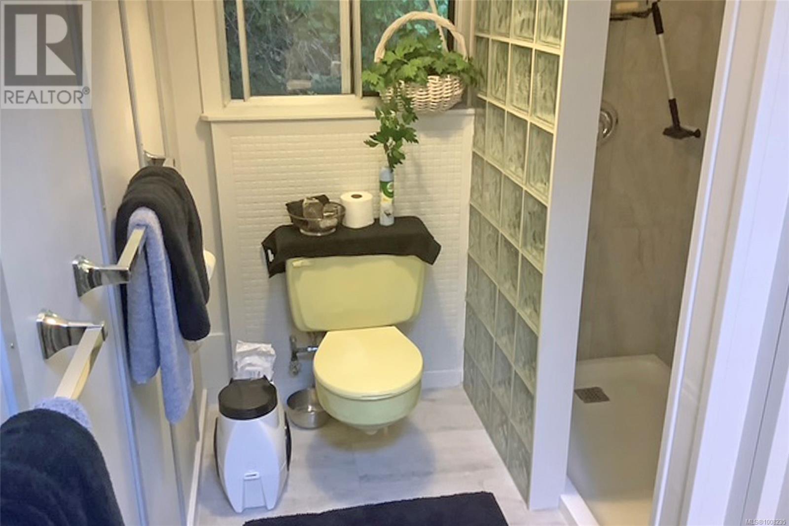 1 Seekah Landing, Port Alberni