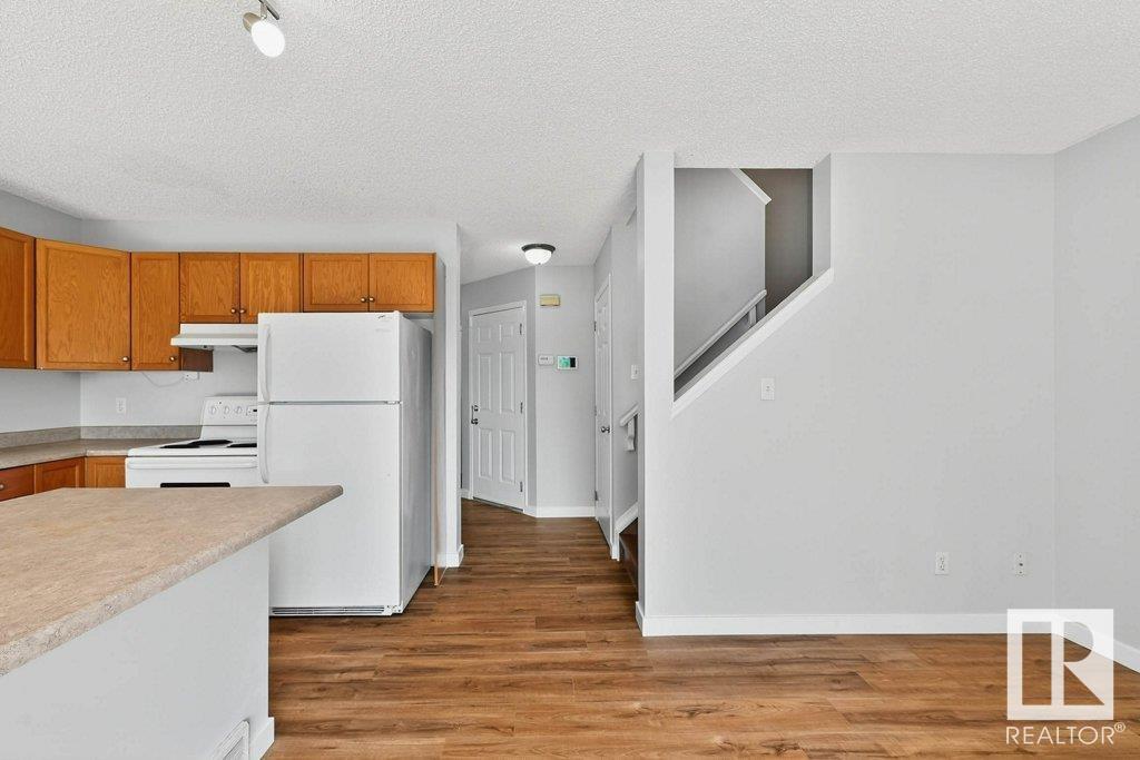 Photo 8 of 3 2021 Grantham Co Nw, Edmonton AB