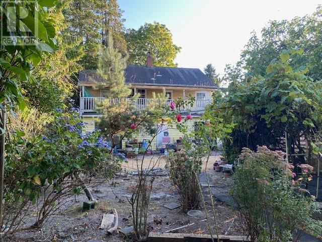 Photo 2 of 2320 Boeing Avenue, Richmond BC