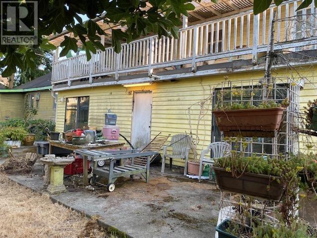Photo 3 of 2320 Boeing Avenue, Richmond BC