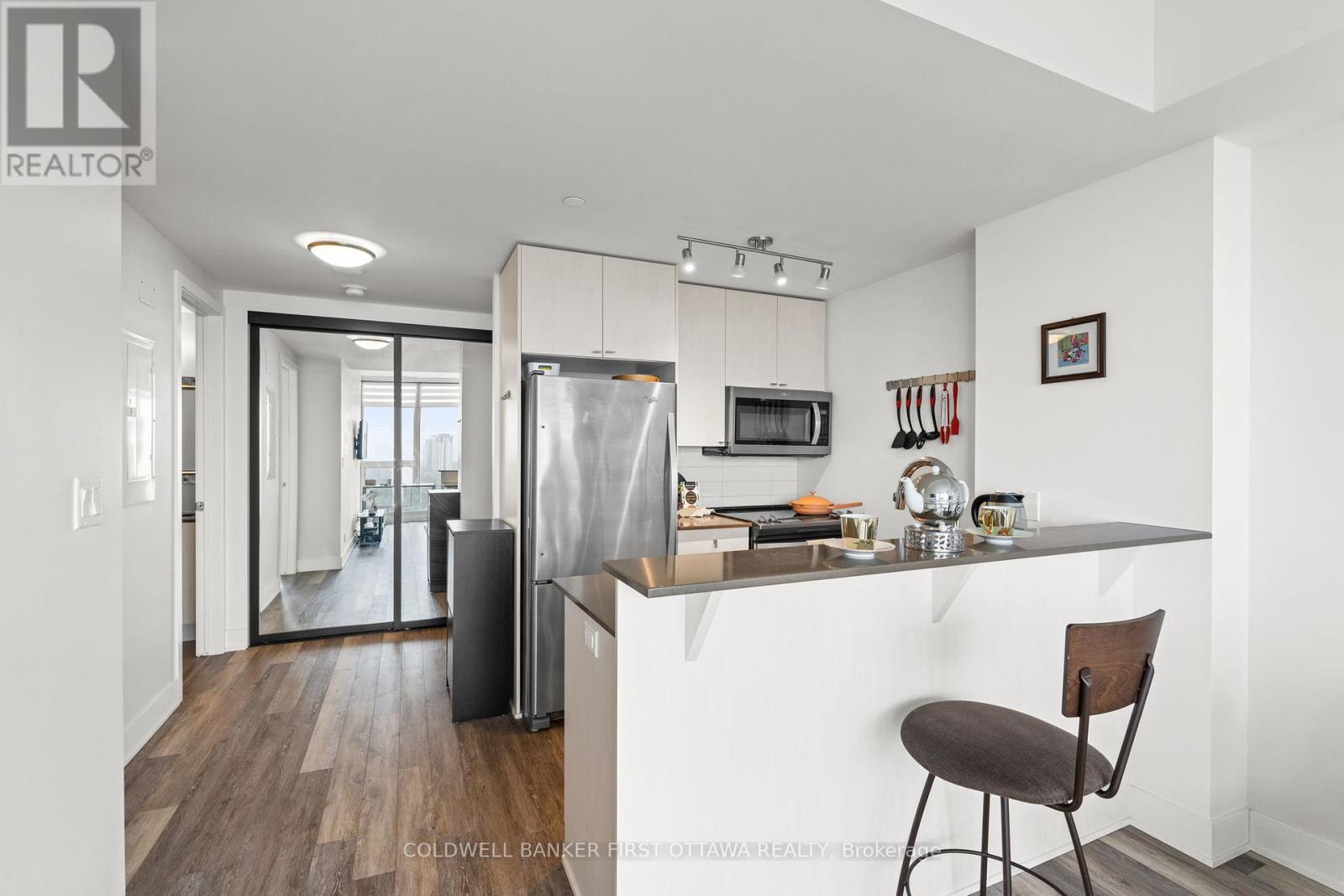 Photo 17 of 1905 485 Richmond Road, Ottawa ON