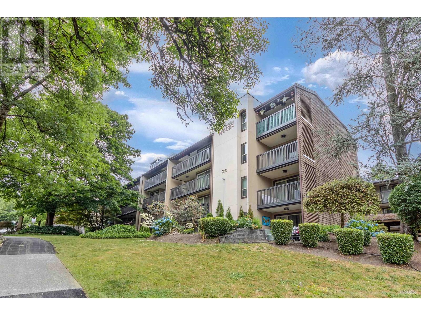 Photo 20 of 320 9857 Manchester Drive, Burnaby BC