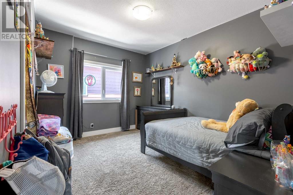 Photo 14 of 5401 43 Street, Taber AB