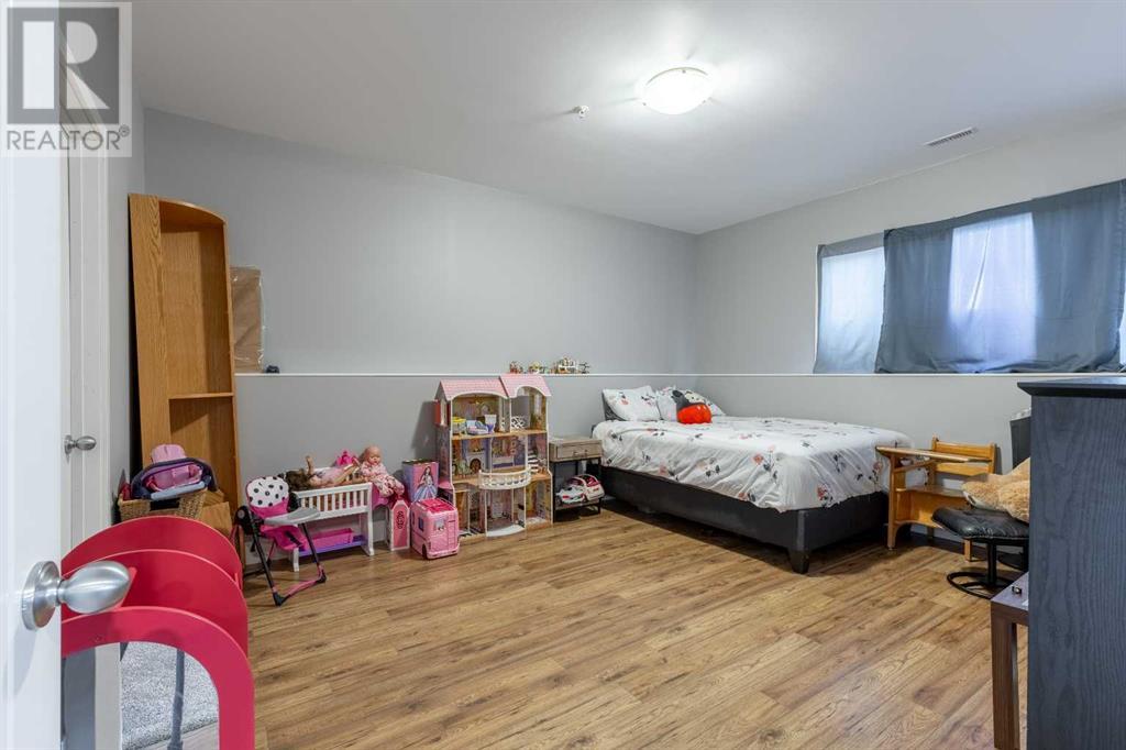 Photo 28 of 5401 43 Street, Taber AB
