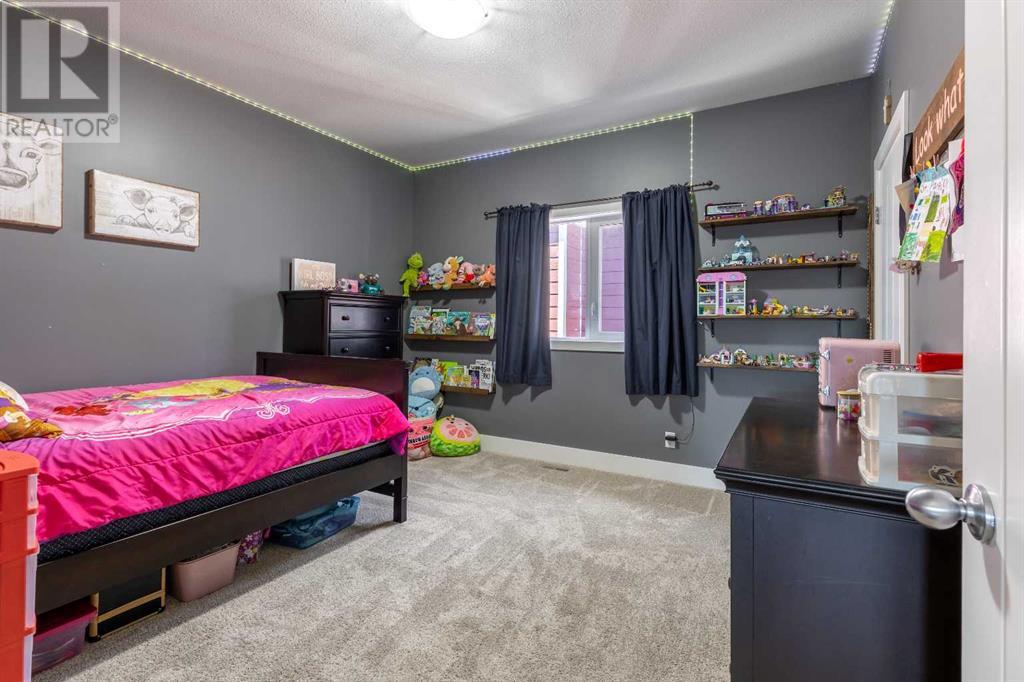 Photo 15 of 5401 43 Street, Taber AB