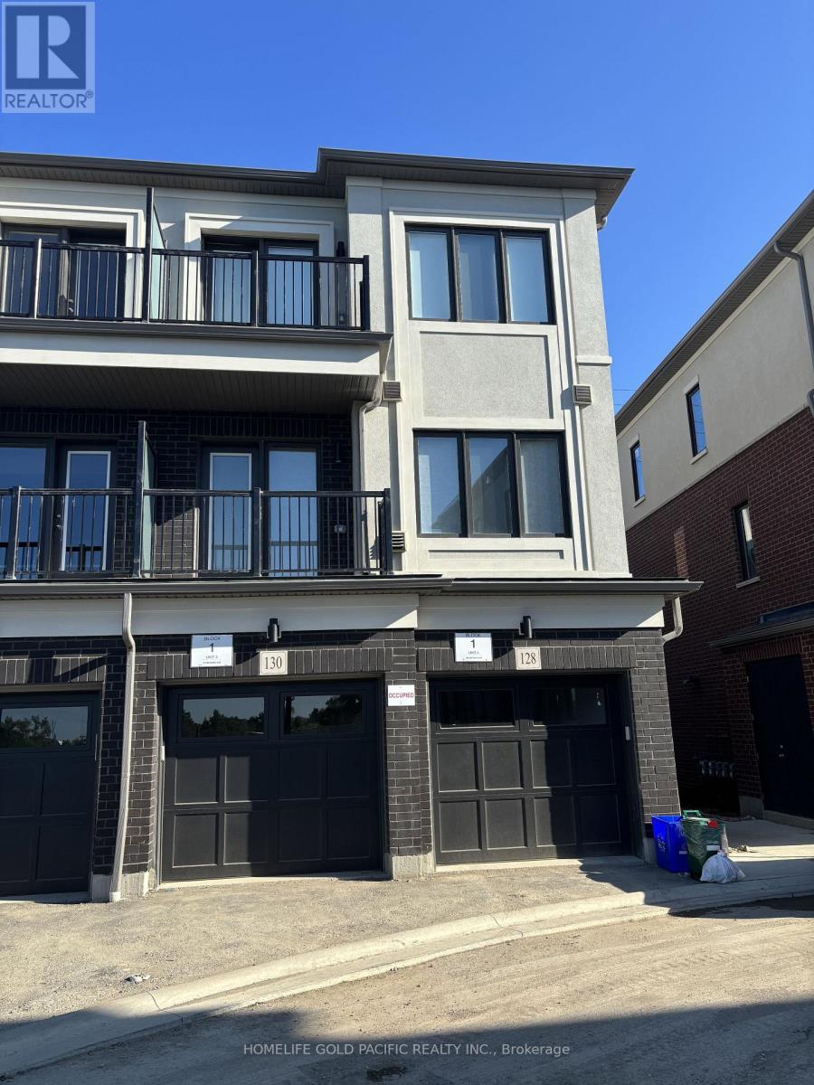 Photo 1 of 130 Matawin Lane, Richmond Hill ON