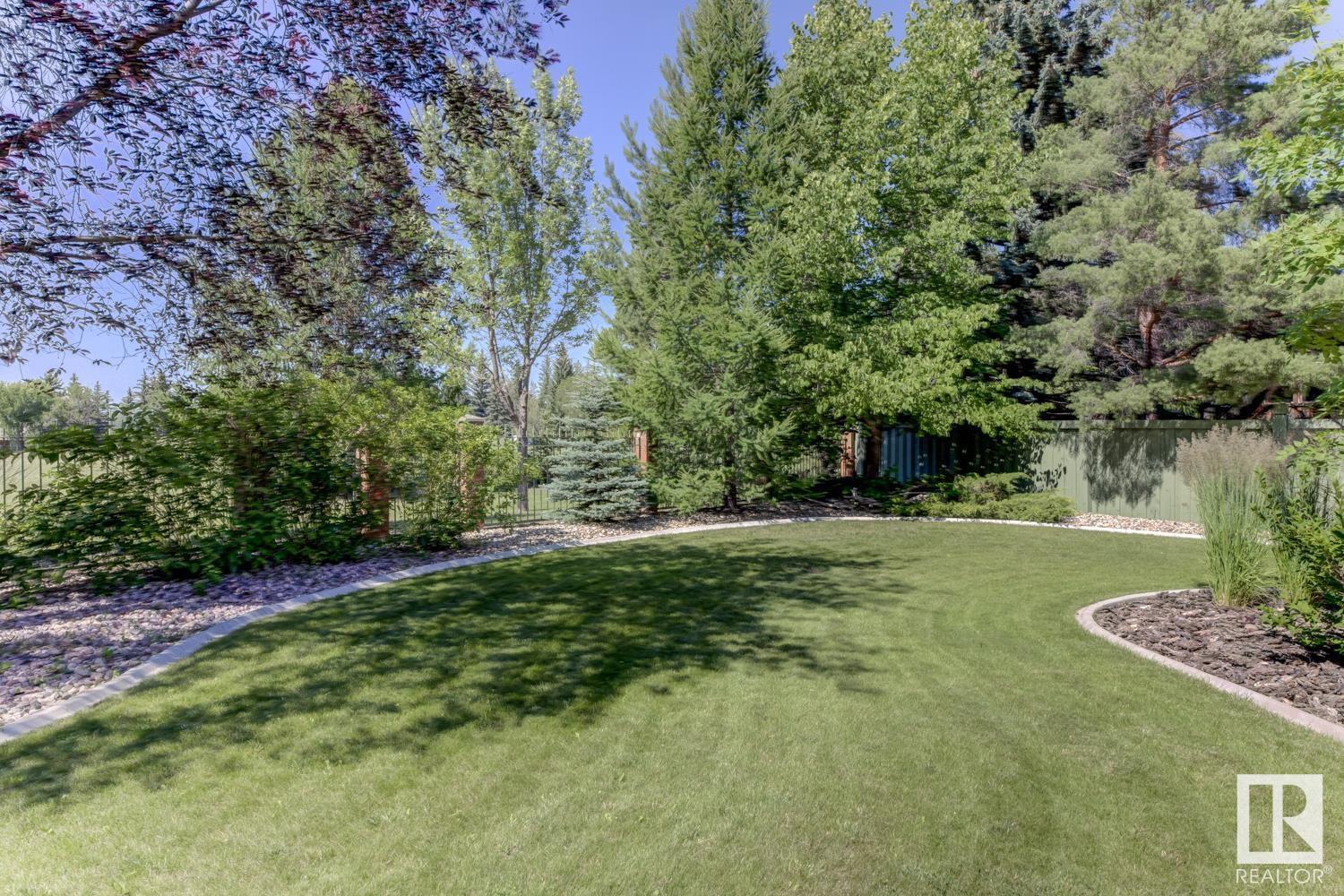 Photo 43 of 112 Weaver Dr Nw, Edmonton AB