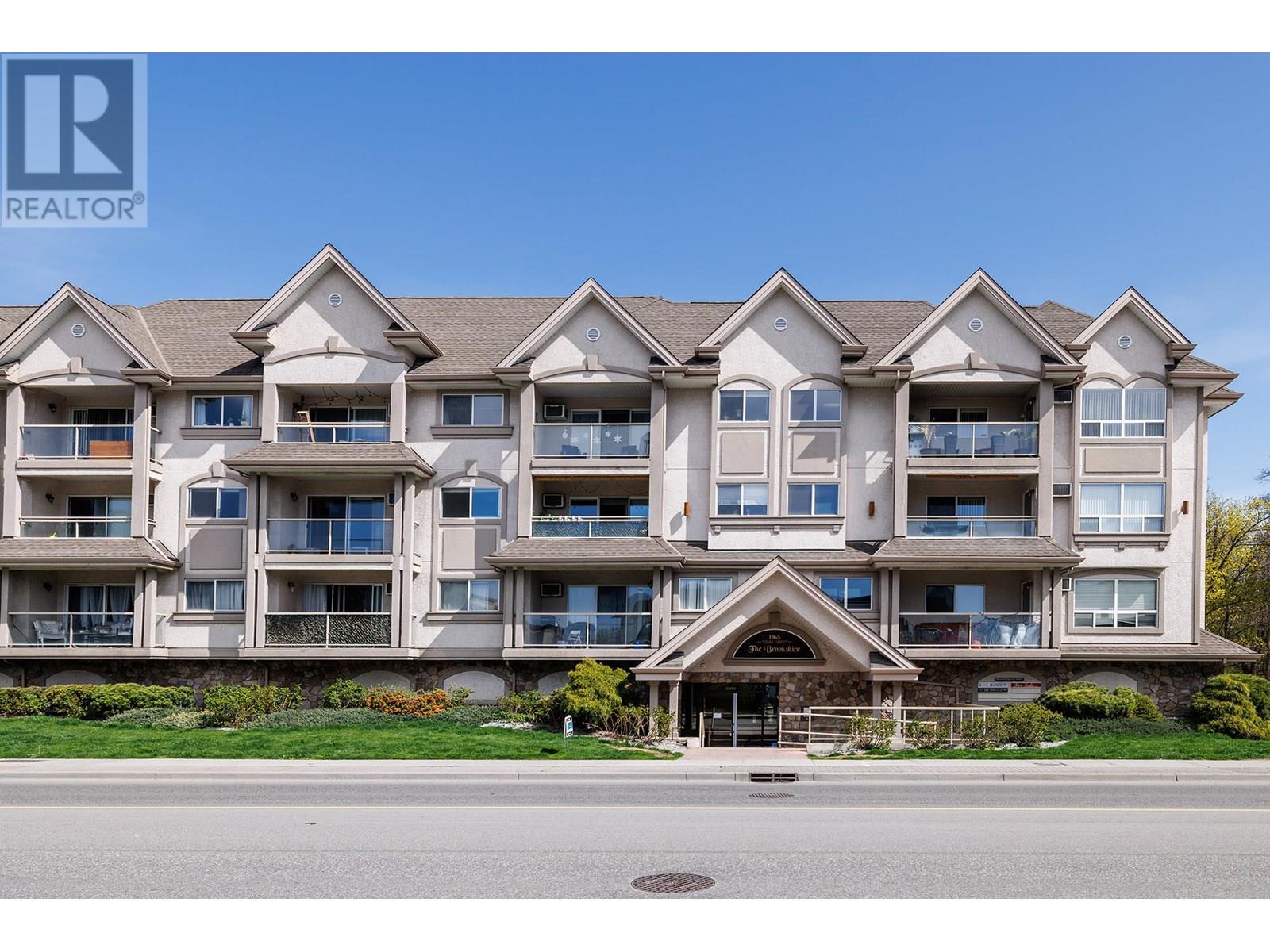 303 1965 Pandosy Street, Kelowna