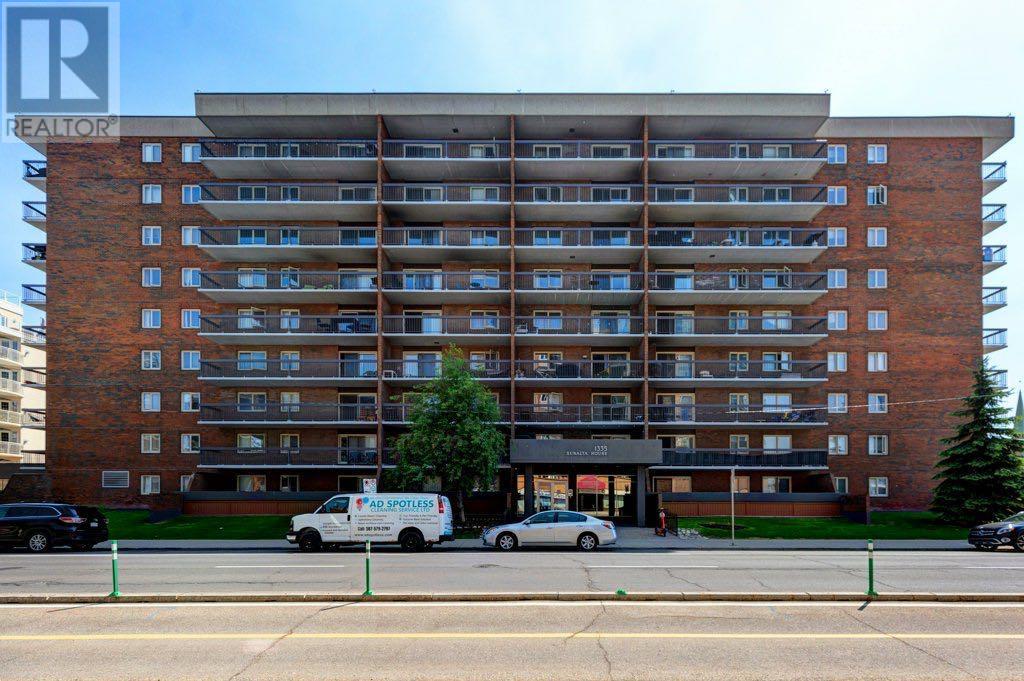 Single Family House for Sale in    Avenue SW Beltline Calgary 
