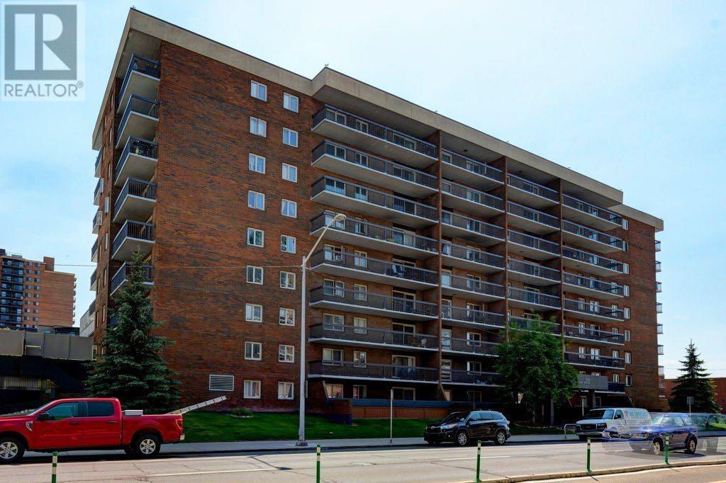 Single Family House for Sale in    Avenue SW Beltline Calgary 