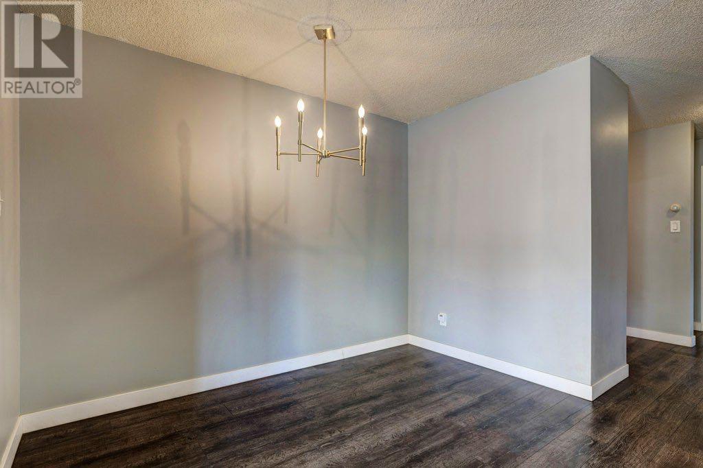 Single Family House for Sale in    Avenue SW Beltline Calgary 