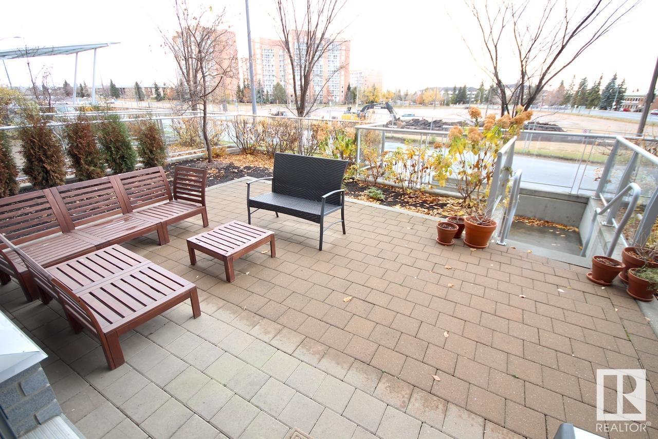 Photo 33 of 105 2612 109 St Nw, Edmonton AB