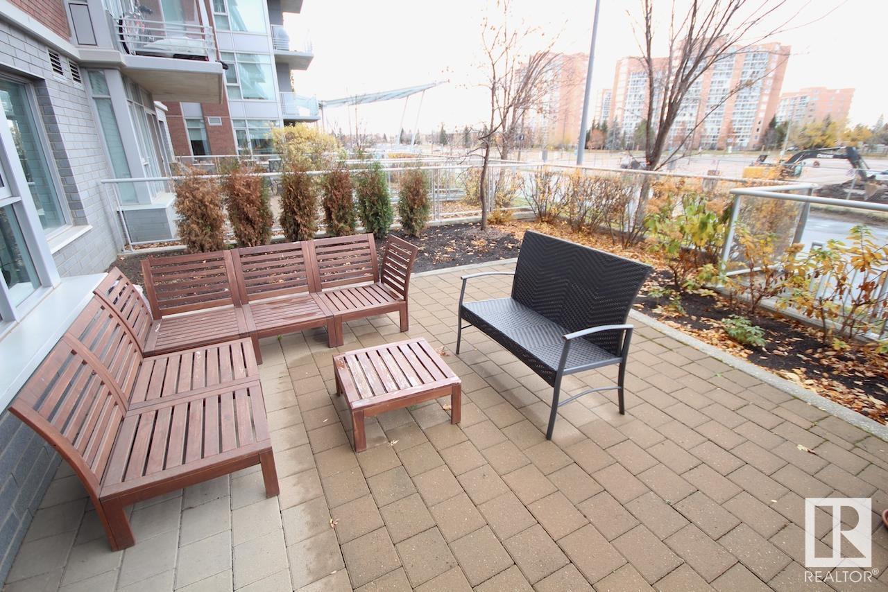 Photo 16 of 105 2612 109 St Nw, Edmonton AB