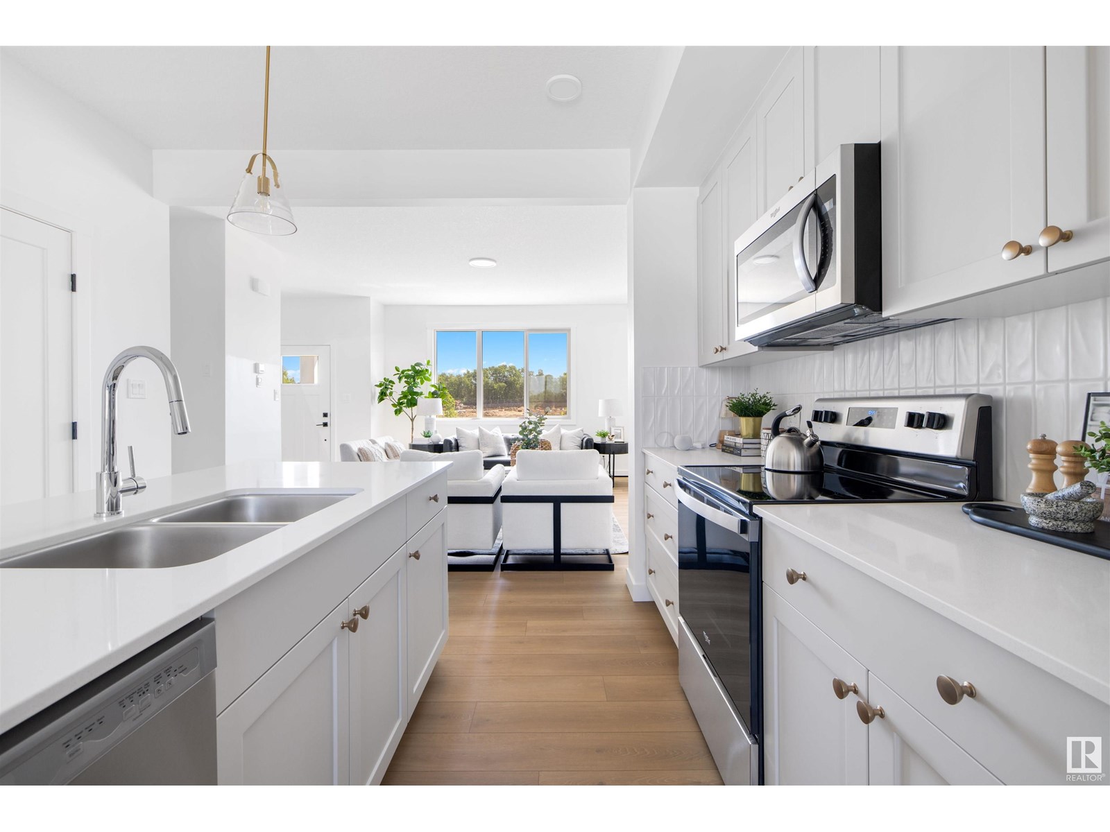 Photo 8 of 117 Brickyard Dr, Stony Plain AB
