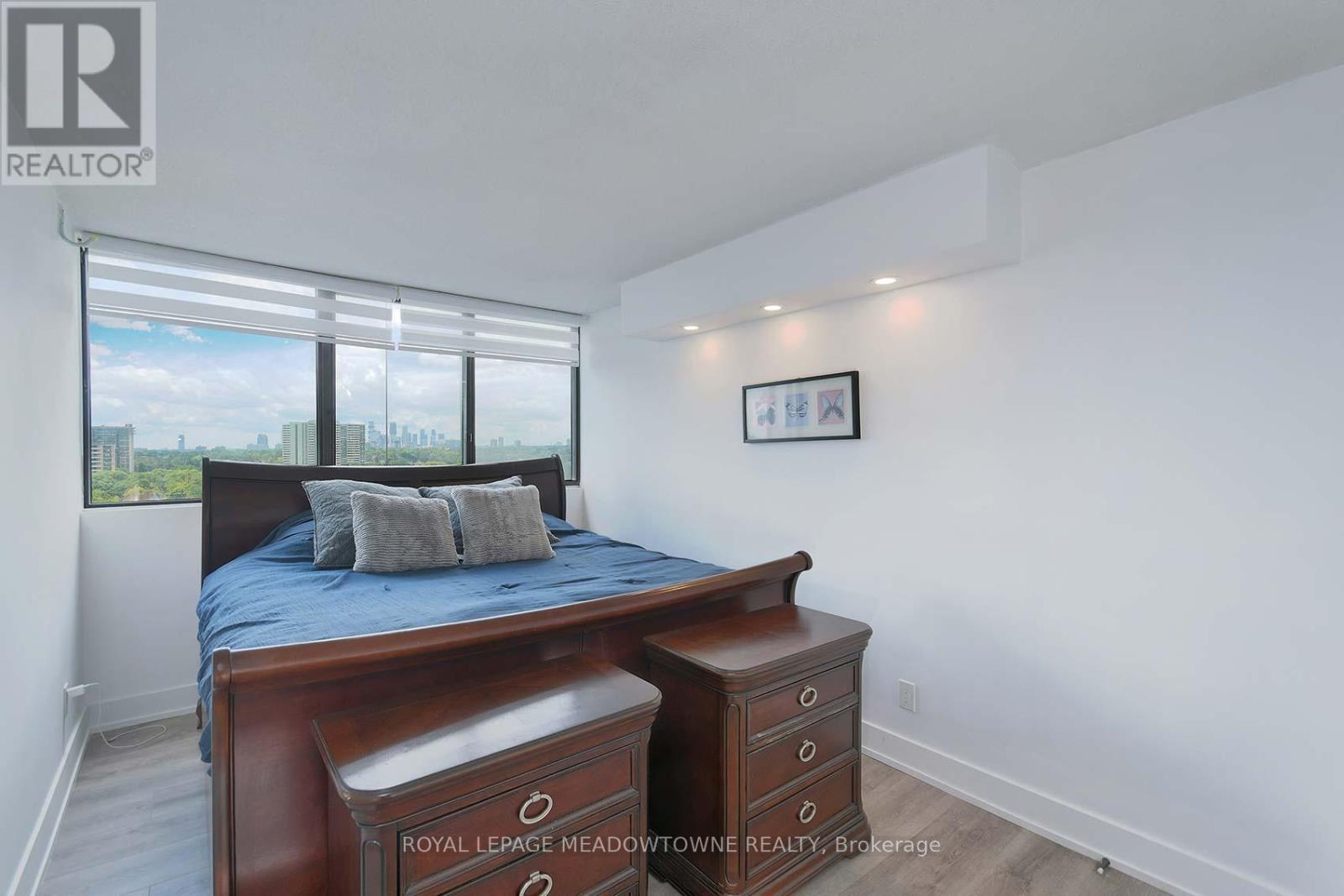 Photo 30 of 805 1333 Bloor Street, Mississauga ON