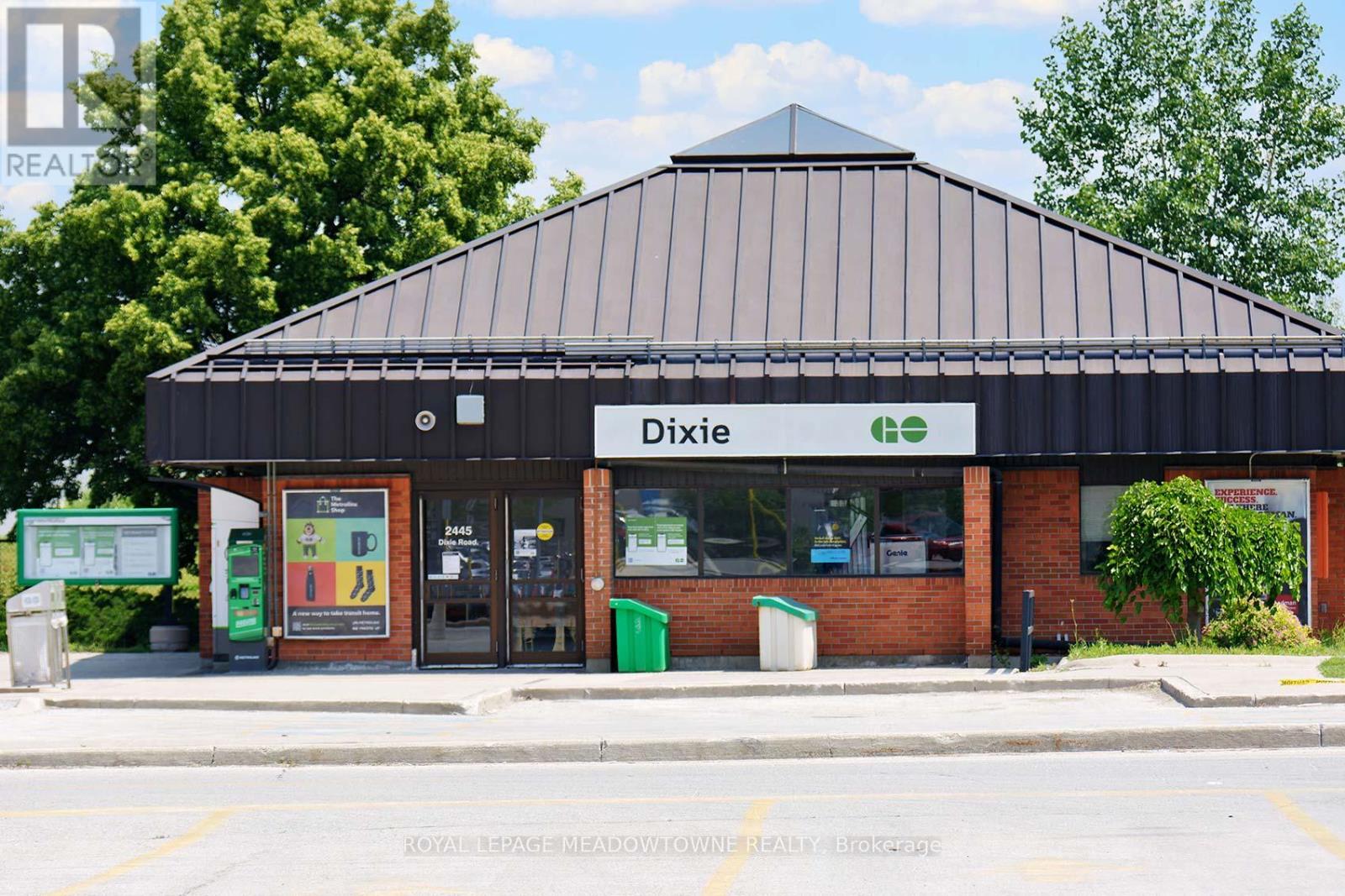Photo 19 of 805 1333 Bloor Street, Mississauga ON