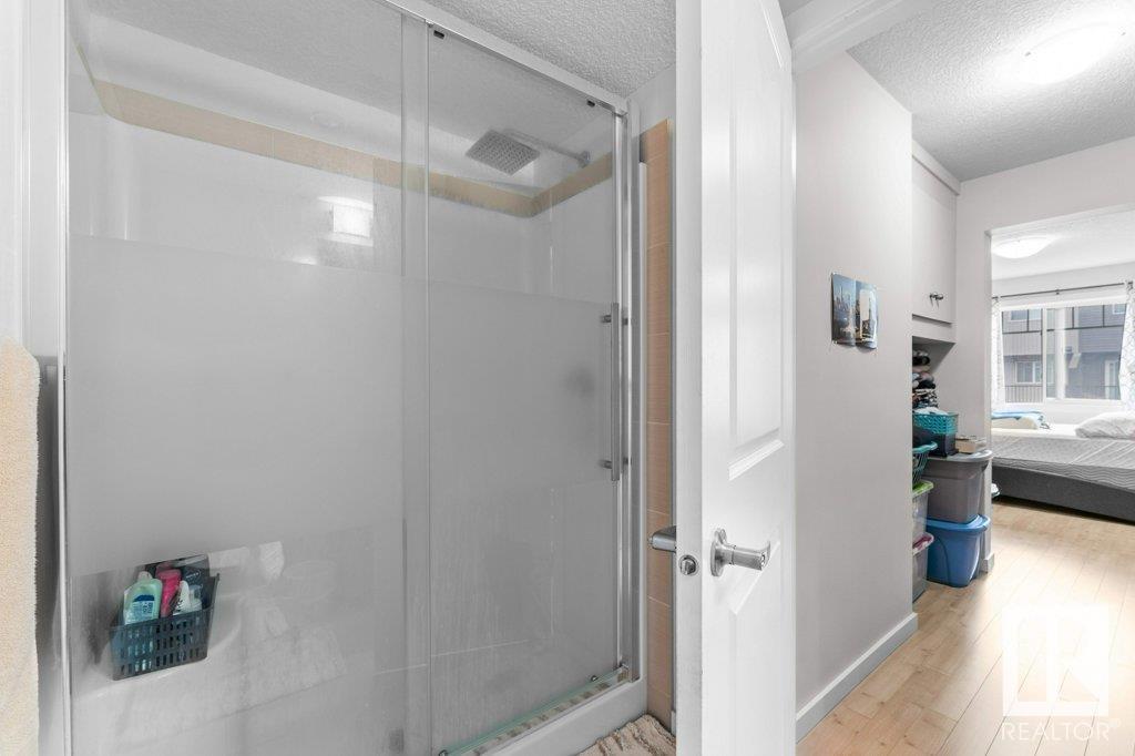 Photo 11 of 212 9517 160 Av Nw, Edmonton AB