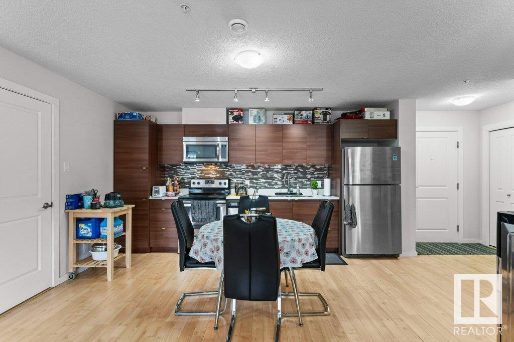Photo 23 of 212 9517 160 Av Nw, Edmonton AB