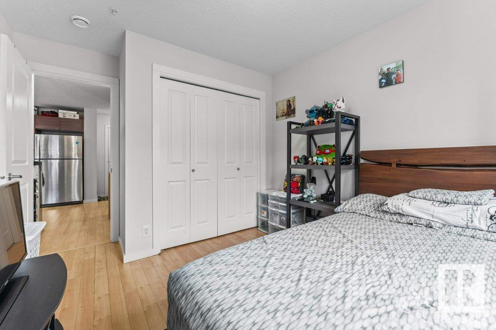 Photo 5 of 212 9517 160 Av Nw, Edmonton AB