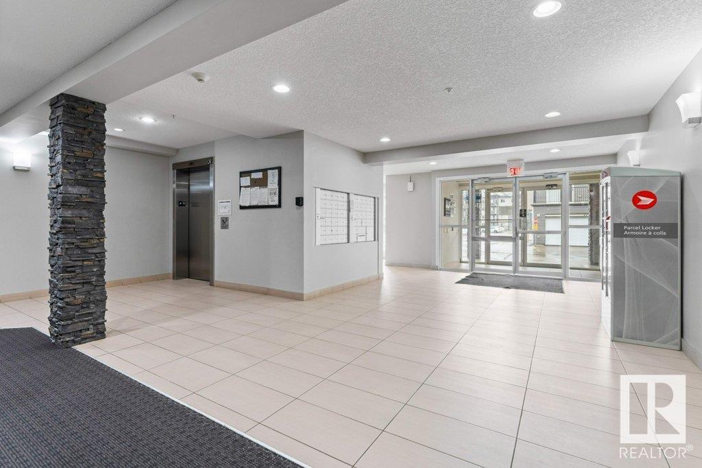 Photo 4 of 212 9517 160 Av Nw, Edmonton AB
