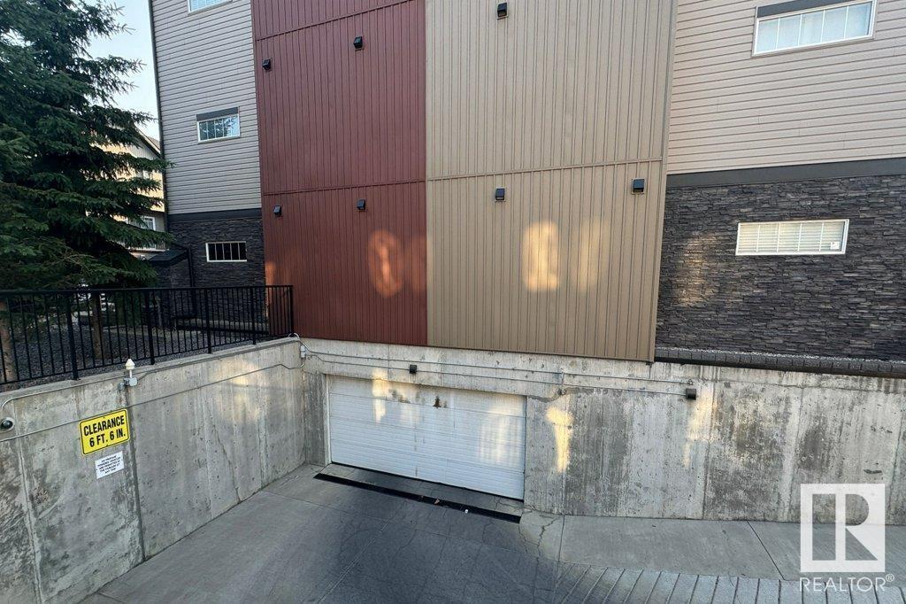 Photo 8 of 212 9517 160 Av Nw, Edmonton AB