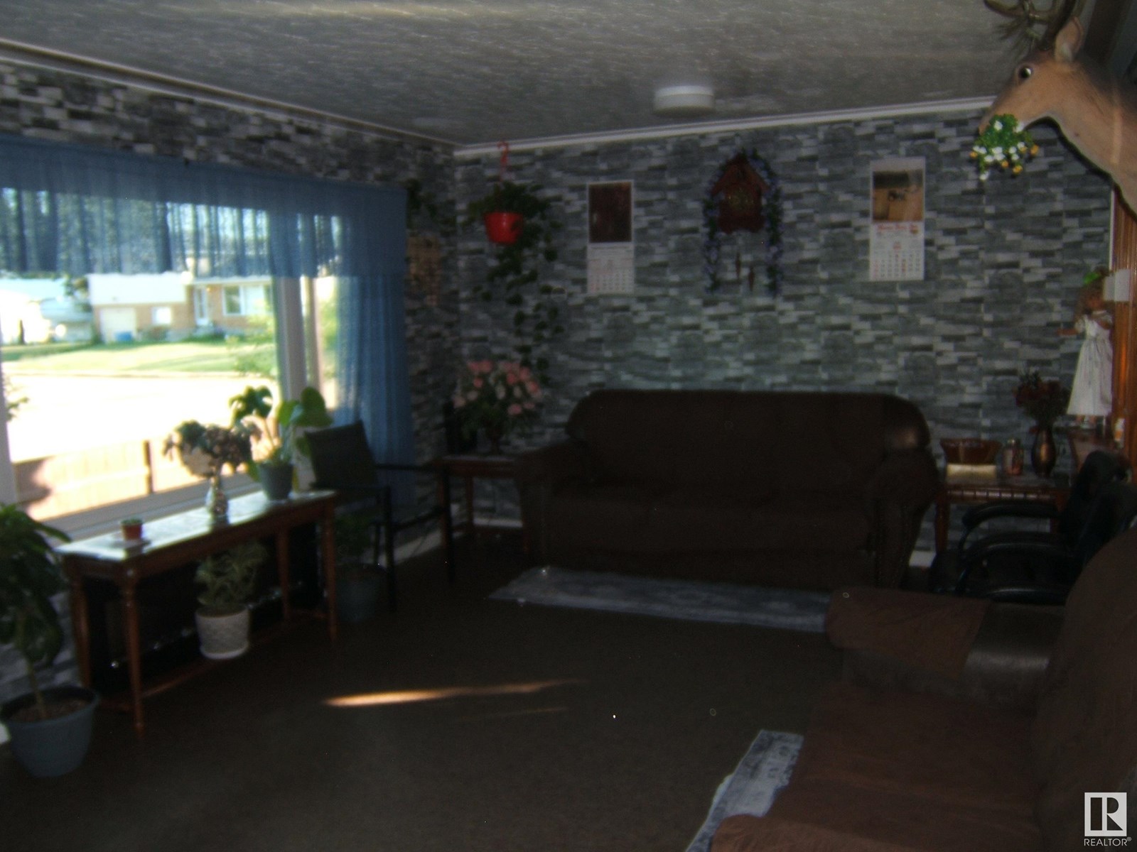 Photo 1 of 5102 52 St, Willingdon AB
