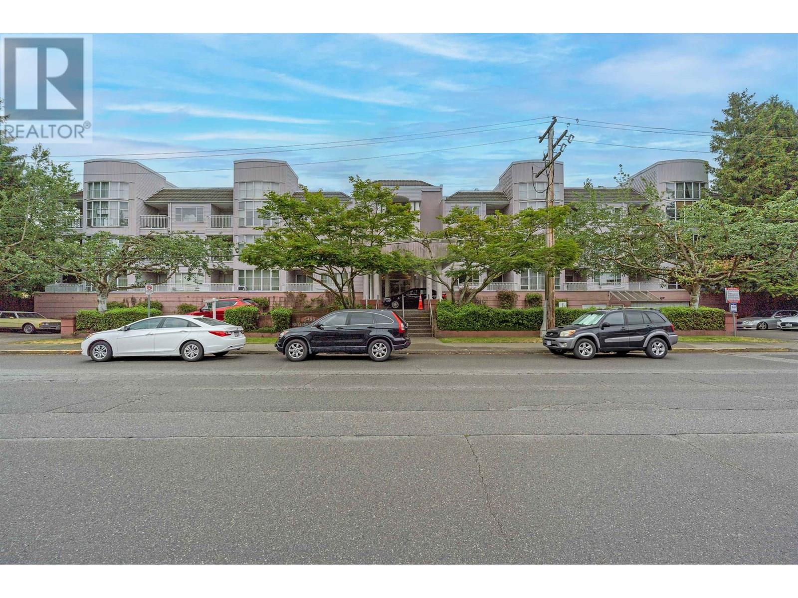 Photo 3 of 305 5488 Arcadia Road, Richmond BC