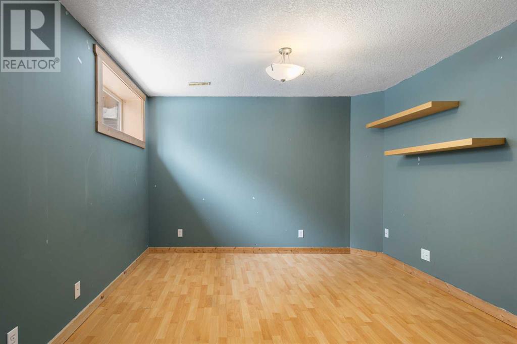 Single Family House for Sale in  Royal Birch View NW Royal Oak Calgary 