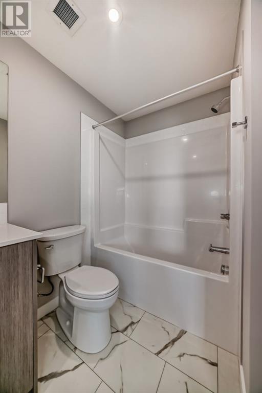 Single Family House for Sale in   Wolf Creek Drive SE Wolf Willow Calgary 