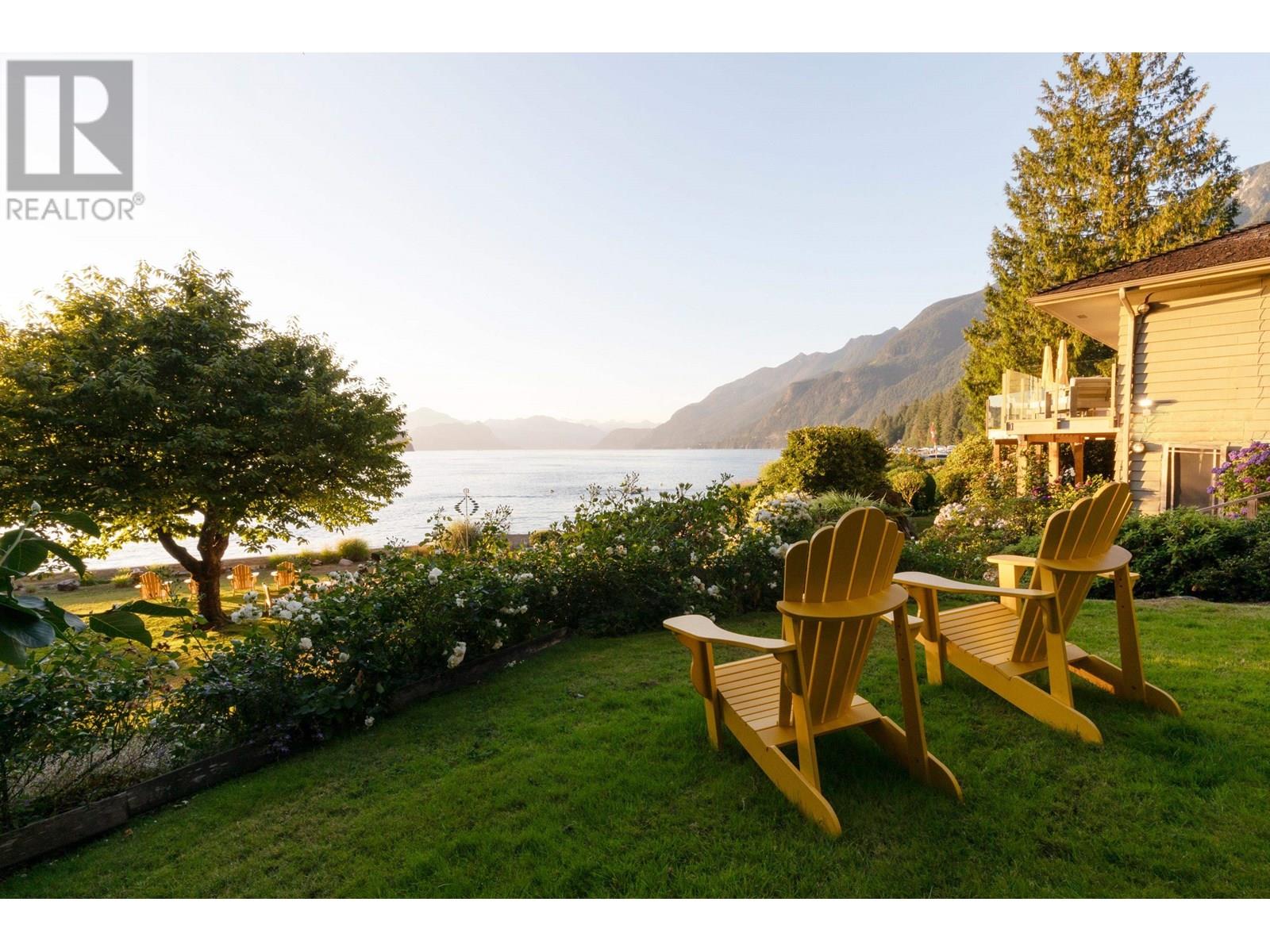 8665 LAWRENCE WAY, West Vancouver