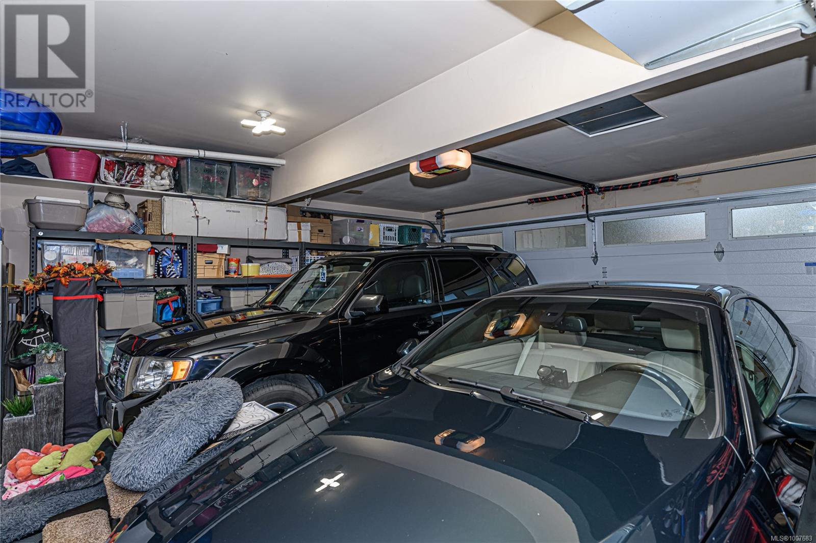 Single Family House for Sale in   Marsett Pl Royal Links North Saanich 
