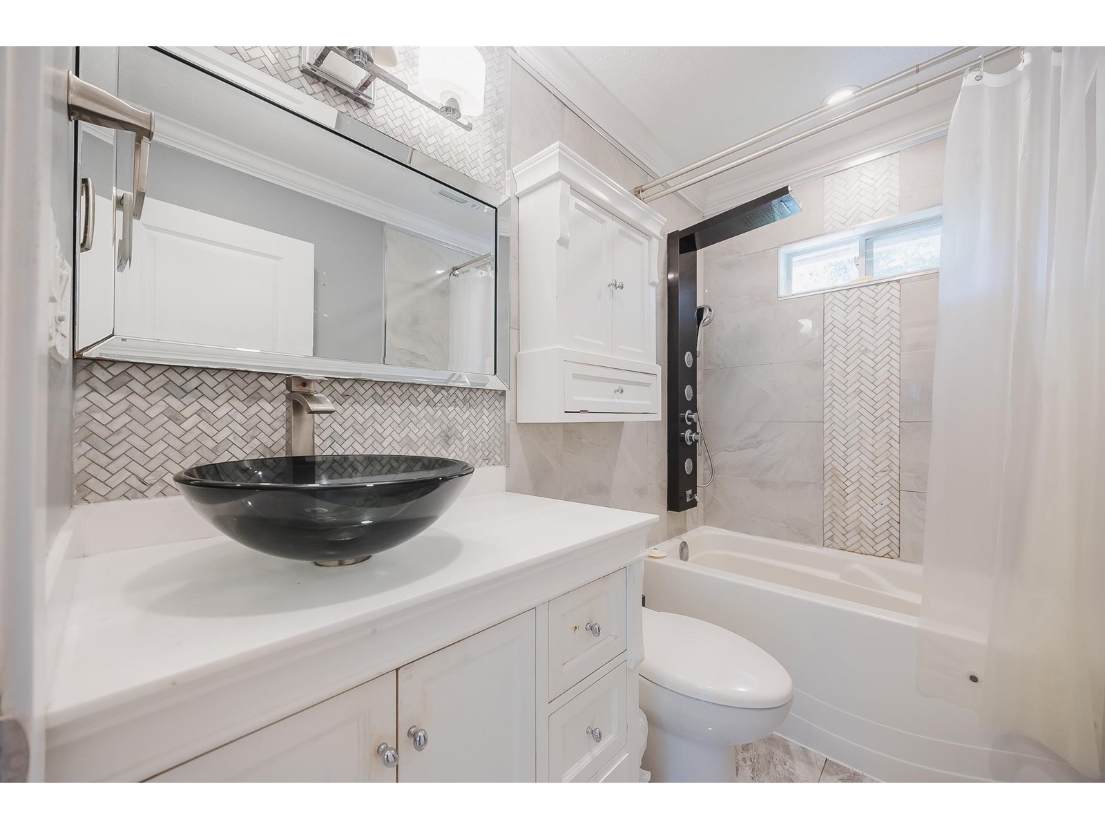 Photo 32 of 2275 Midas Street, Abbotsford BC