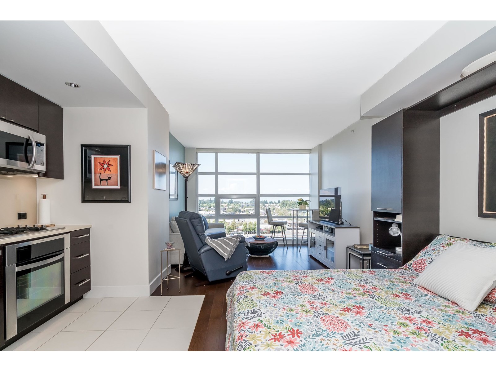 Photo 11 of 1105 15152 Russell Avenue, White Rock BC