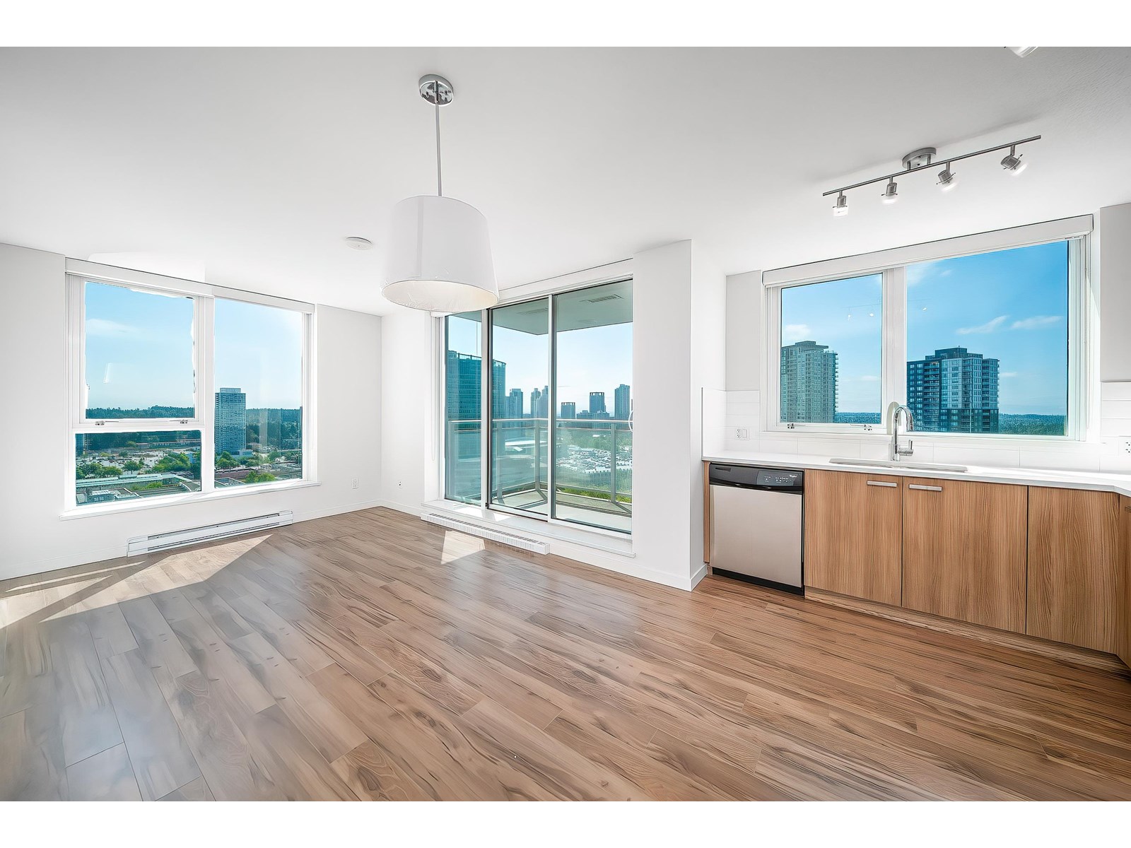 2309 13325 102A AVENUE