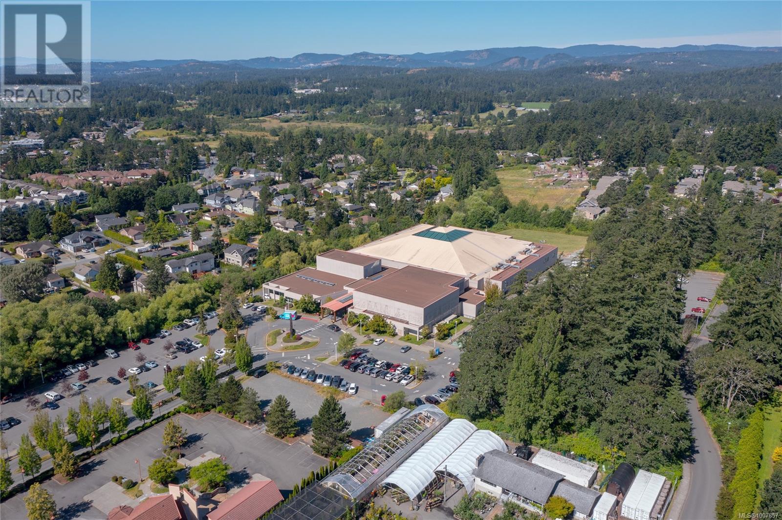 Single Family House for Sale in   Marsett Pl Park Royal Place Saanich 