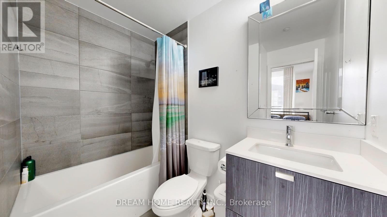 Photo 18 of 2303 56 Forest Manor Road, Toronto ON