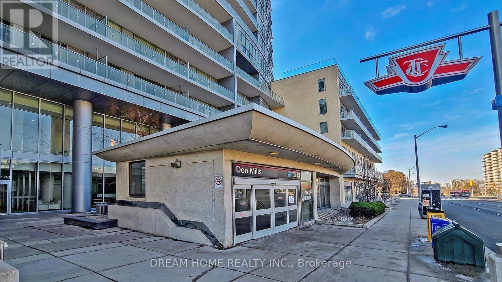 Photo 8 of 2303 56 Forest Manor Road, Toronto ON
