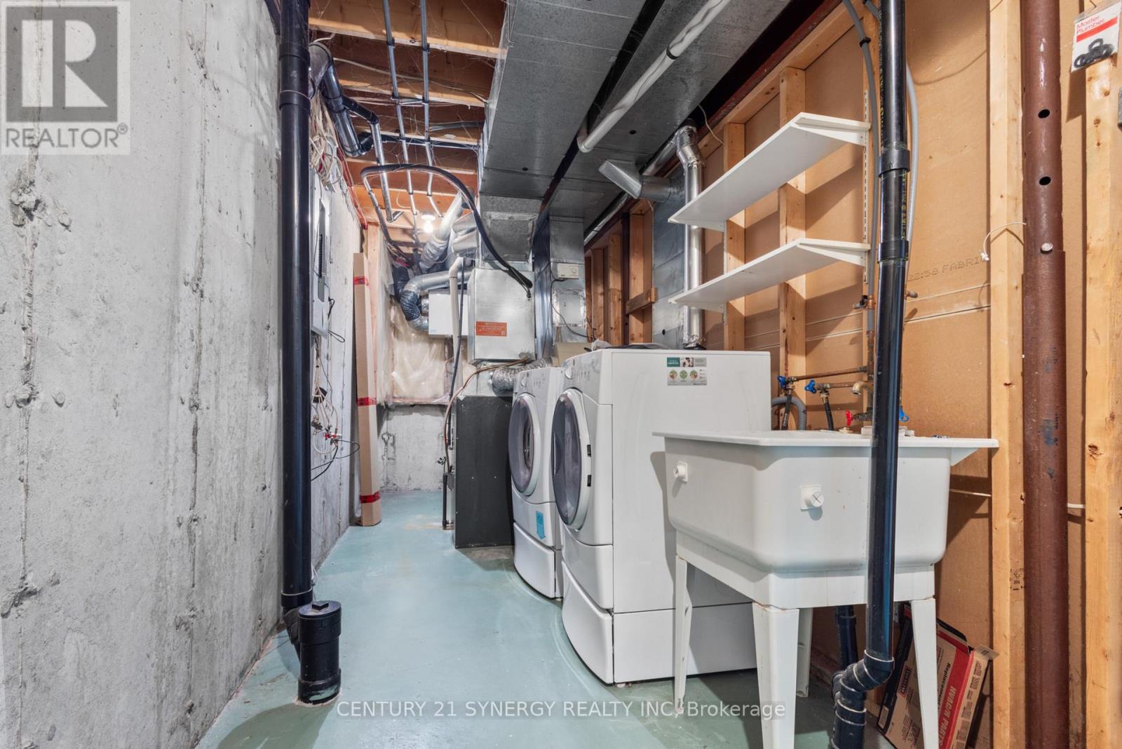 Photo 6 of 62 Stonebriar Drive, Ottawa ON